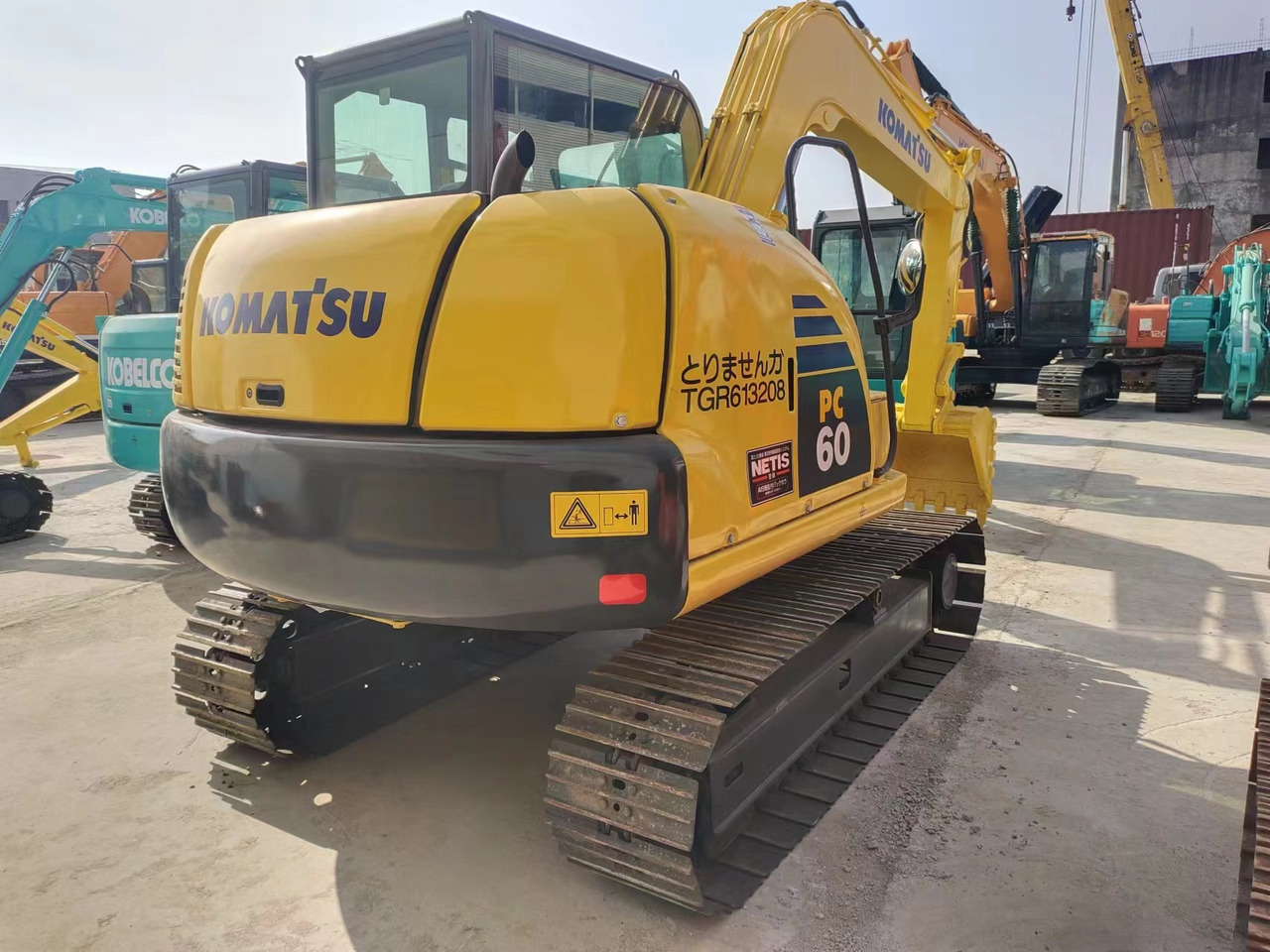 KOMATSU PC60-8 PC70-8 PC55 PC60 PC58 - Mini excavator: picture 1 KOMATSU PC60-8 PC70-8 PC55 PC60 PC58 - Mini excavator: picture 1