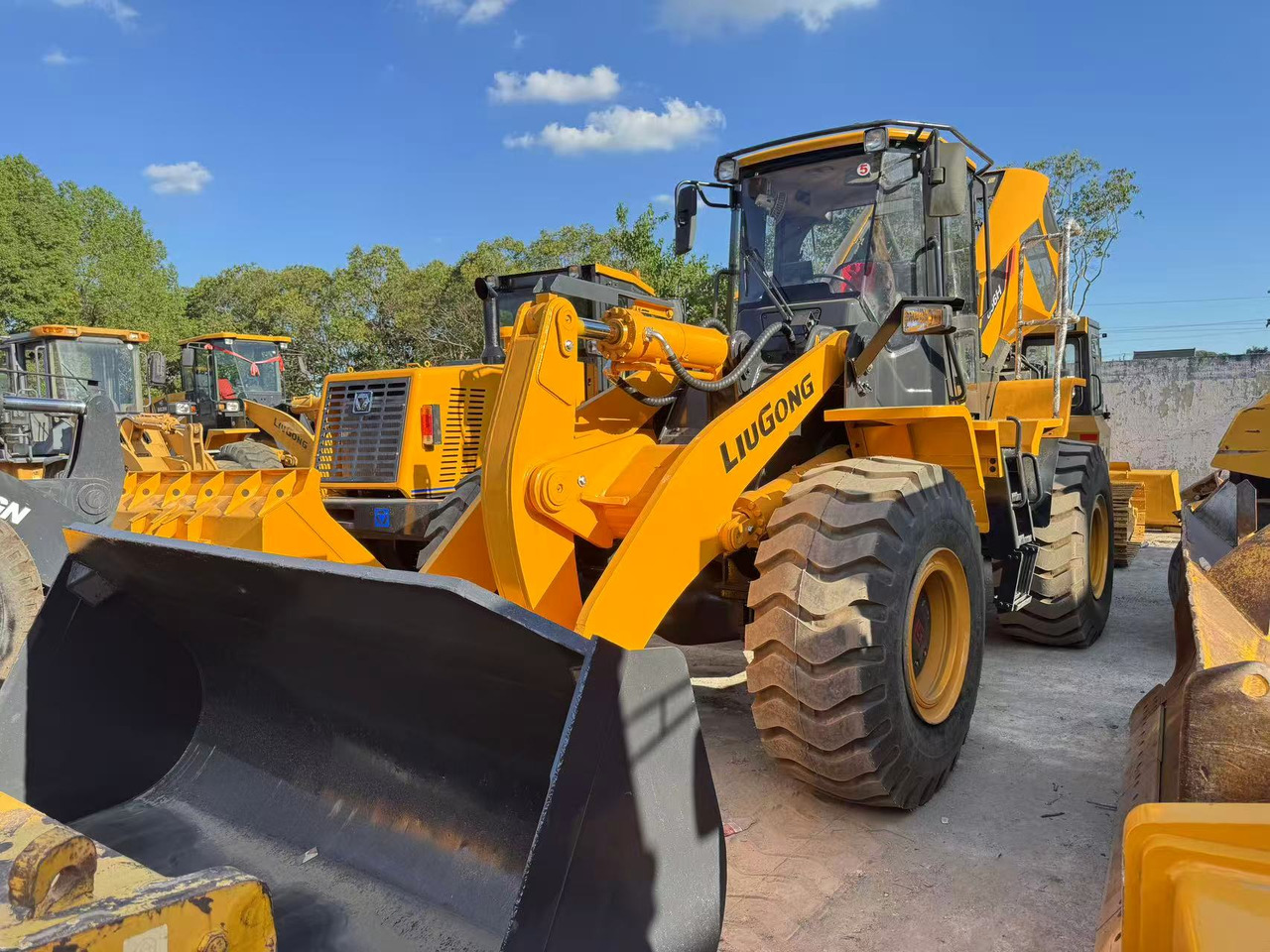 LIUGONG 856H - Wheel loader: picture 1 LIUGONG 856H - Wheel loader: picture 1