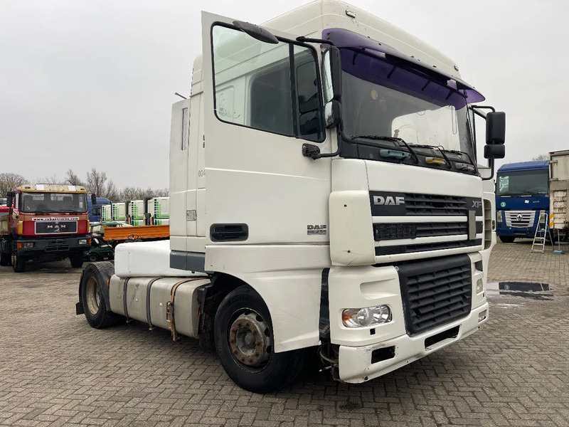DAF XF 95.430 Tractor - Tractor unit: picture 1 DAF XF 95.430 Tractor - Tractor unit: picture 1