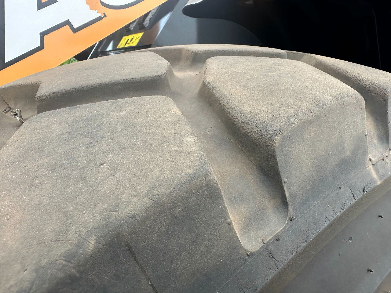 Wheel loader Case 721G: picture 25