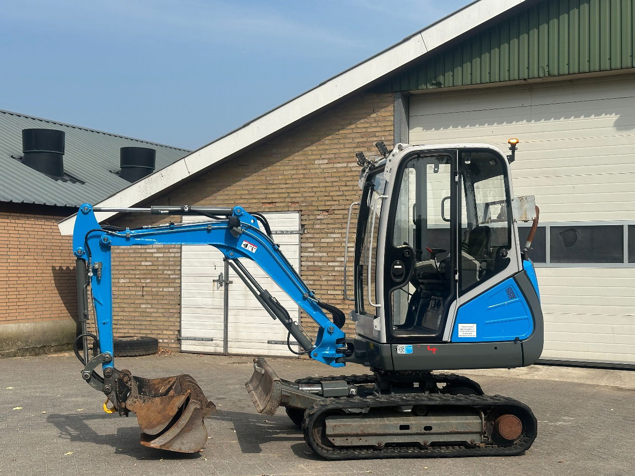 WACKER NEUSON ET24 - Mini excavator: picture 2 WACKER NEUSON ET24 - Mini excavator: picture 2