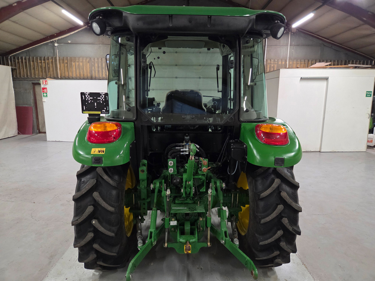 John Deere 5055E #600 timer - Farm tractor: picture 4 John Deere 5055E #600 timer - Farm tractor: picture 4
