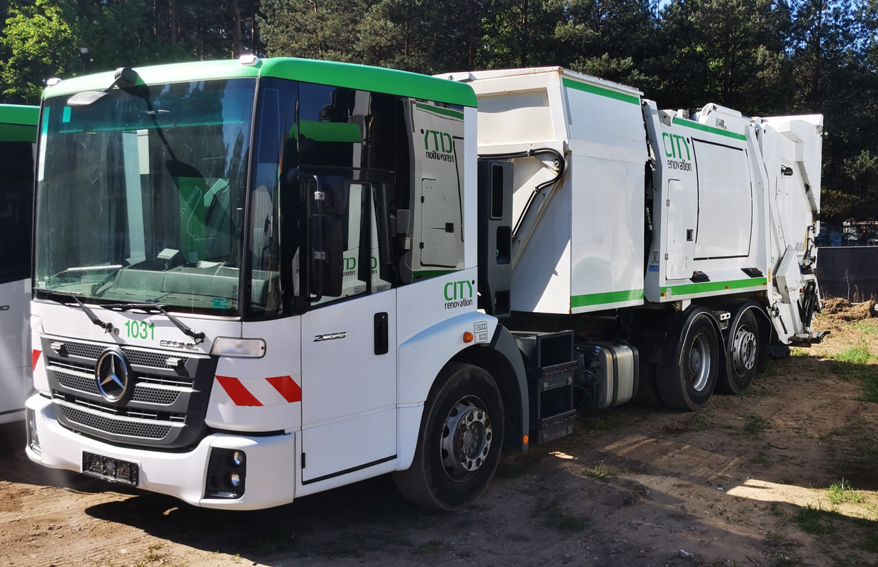 Garbage truck Mercedes Econic: picture 6