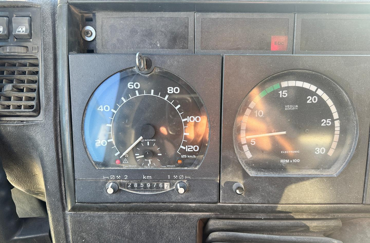 - Mixer pump truck: picture 5 - Mixer pump truck: picture 5