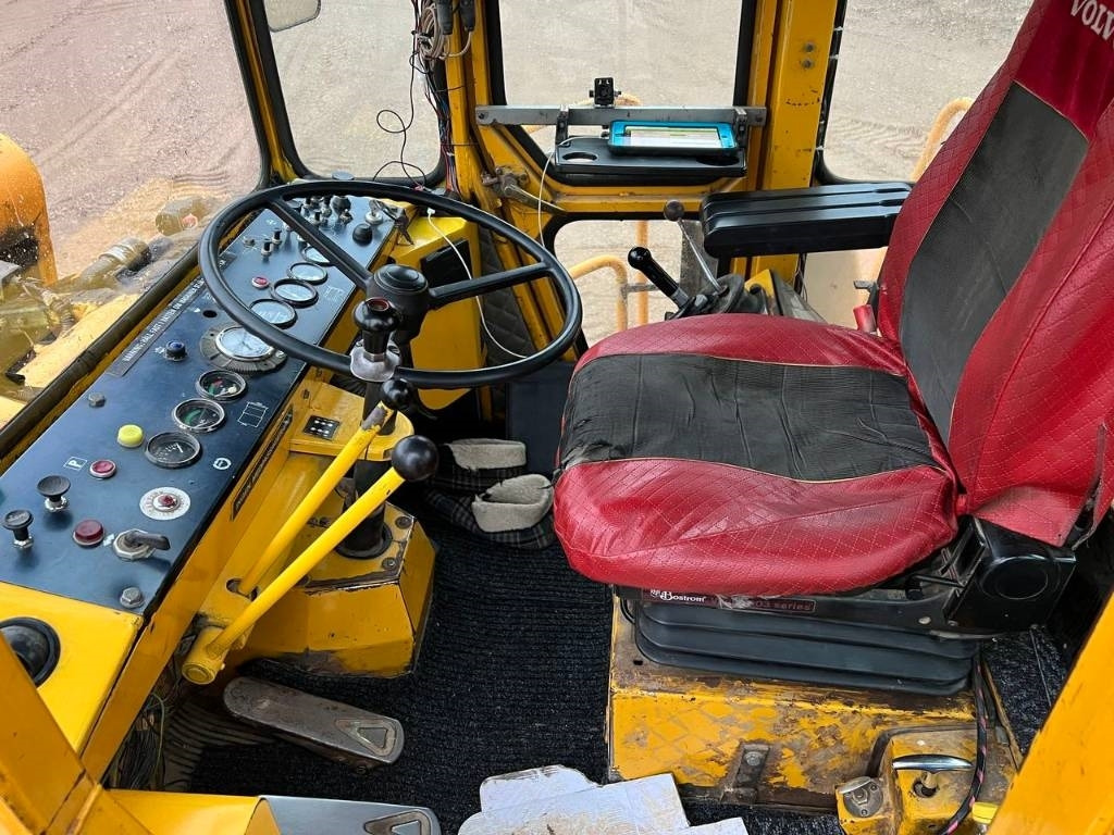 Wheel loader Volvo BM LM1641: picture 15