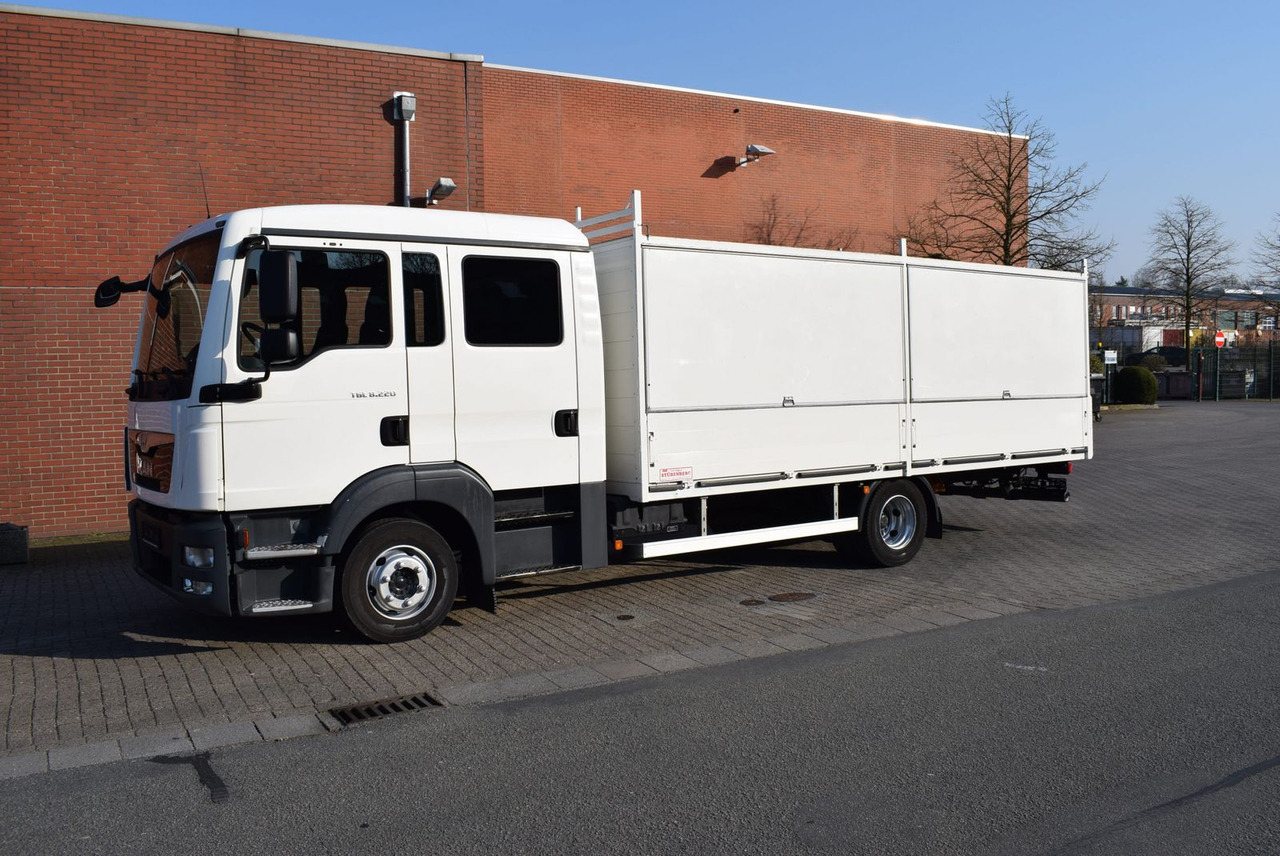 MAN TGL 8.220 DOKA 6-Sitzer 2X AHK Klima - Flatbed van, Combi van: picture 2 MAN TGL 8.220 DOKA 6-Sitzer 2X AHK Klima - Flatbed van, Combi van: picture 2