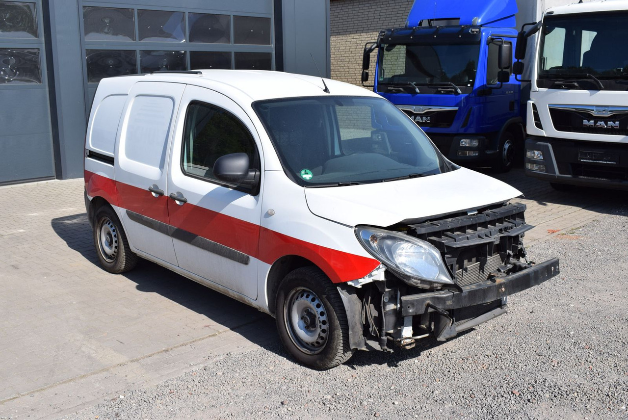 Mercedes-Benz Citan 109 CDI lang Klima AHK Regale UNFALL - Small van: picture 1 Mercedes-Benz Citan 109 CDI lang Klima AHK Regale UNFALL - Small van: picture 1