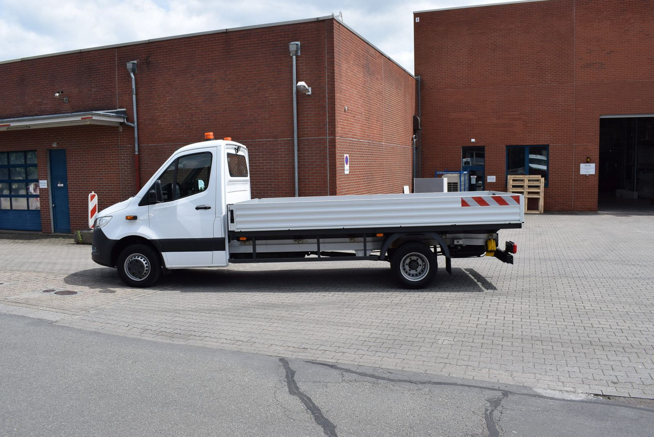 Mercedes-Benz Sprinter 514 Pritsche 4,30mAutomatik AHK 3,5 - Flatbed van: picture 4 Mercedes-Benz Sprinter 514 Pritsche 4,30mAutomatik AHK 3,5 - Flatbed van: picture 4