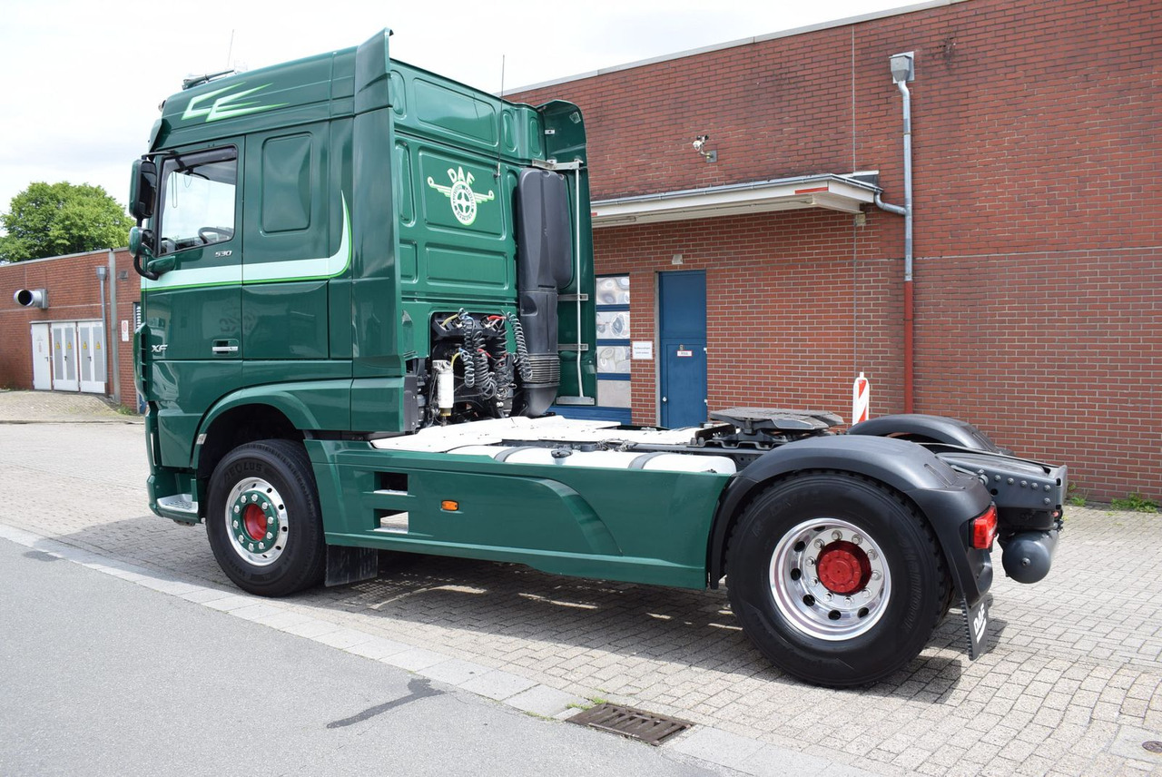 DAF XF 530 FT Retarder Leder Standklima Hydraulik - Tractor unit: picture 4 DAF XF 530 FT Retarder Leder Standklima Hydraulik - Tractor unit: picture 4