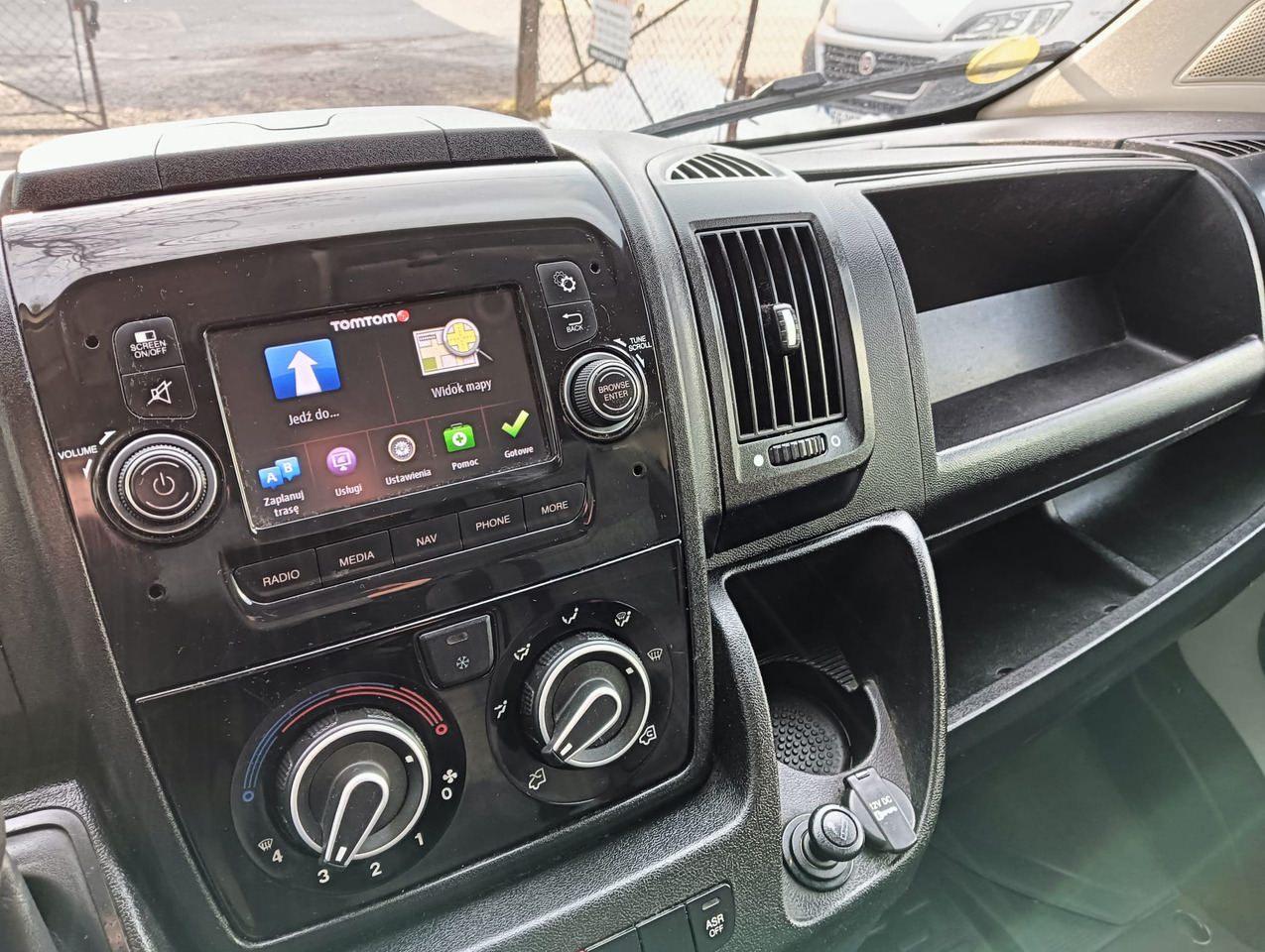 Small van FIAT DUCATO FURGON BLASZAK L2H1 NR 823: picture 17