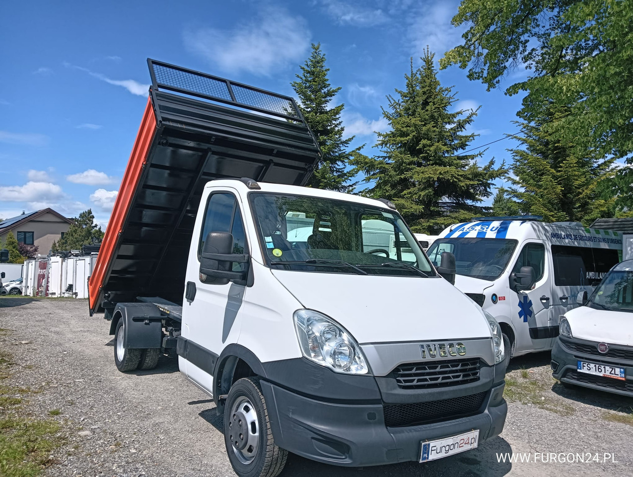 IVECO DAILY 35C13 WYWROTKA KIPER 3 STRONNY Z NAJAZDAMI NR 856 - Tipper van: picture 3 IVECO DAILY 35C13 WYWROTKA KIPER 3 STRONNY Z NAJAZDAMI NR 856 - Tipper van: picture 3