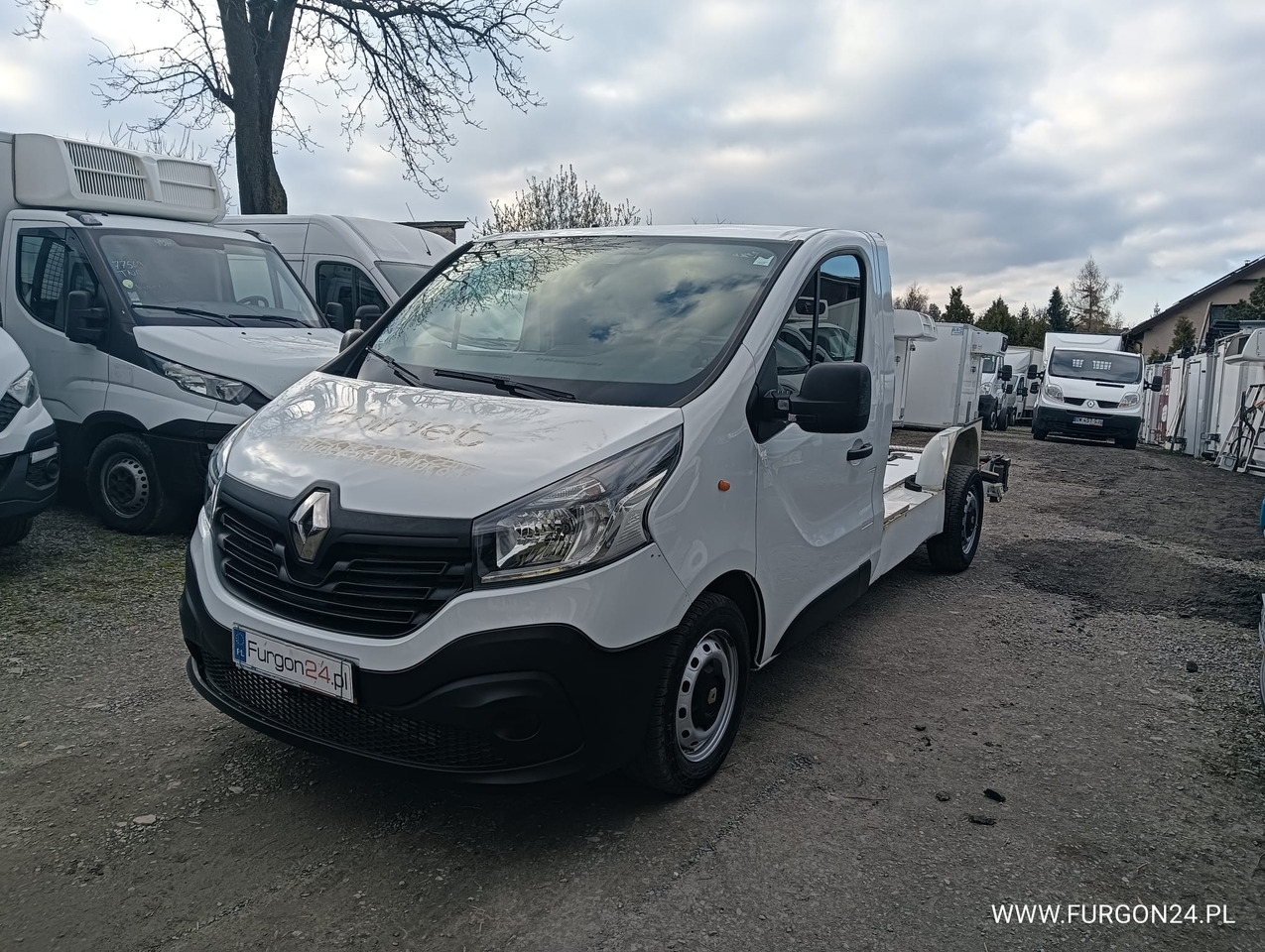 RENAULT TRAFIC PLATFORMA DO ZABUDOWY NR 625 - Tipper van: picture 1 RENAULT TRAFIC PLATFORMA DO ZABUDOWY NR 625 - Tipper van: picture 1