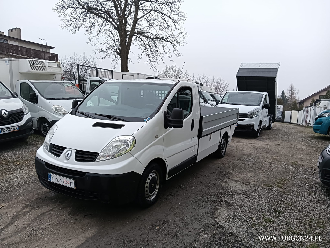 RENAULT TRAFIC PLATFORMA DO ZABUDOWY NR 625 - Tipper van: picture 2 RENAULT TRAFIC PLATFORMA DO ZABUDOWY NR 625 - Tipper van: picture 2