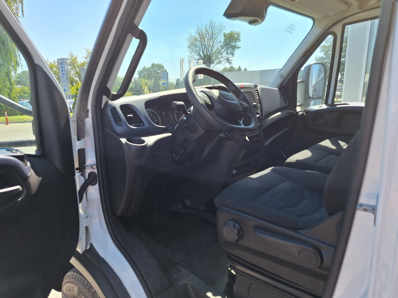 IVECO DAILY 72C18 A8 34m3 - Panel van: picture 3 IVECO DAILY 72C18 A8 34m3 - Panel van: picture 3