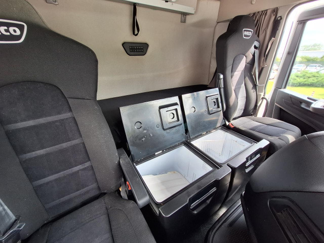 Tractor unit IVECO Stralis AS440S48T/P - AF4T: picture 5