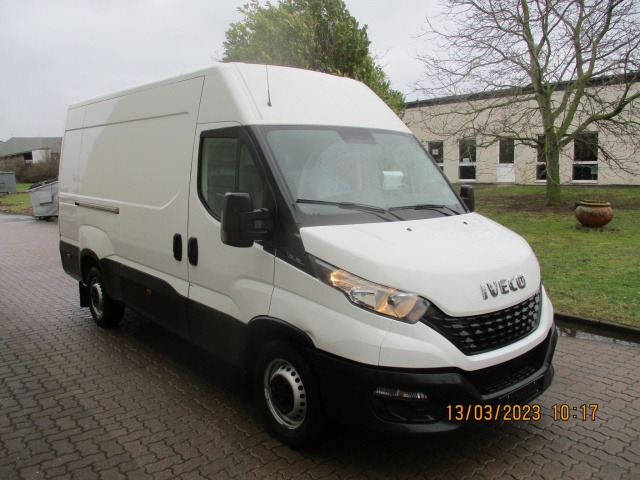 IVECO Daily 35S16V - Panel van: picture 2 IVECO Daily 35S16V - Panel van: picture 2
