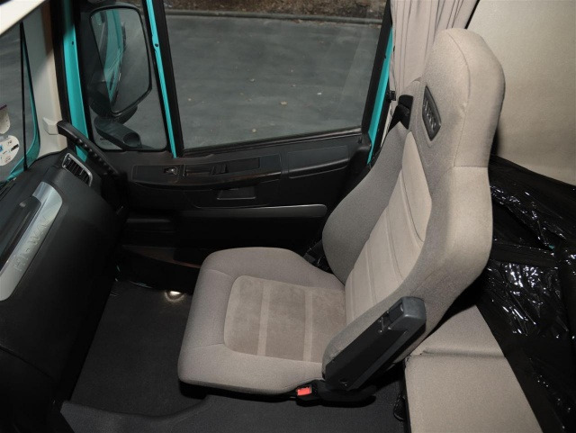 IVECO Stralis AS440S48T/FP-LT XP - Tractor unit: picture 5 IVECO Stralis AS440S48T/FP-LT XP - Tractor unit: picture 5