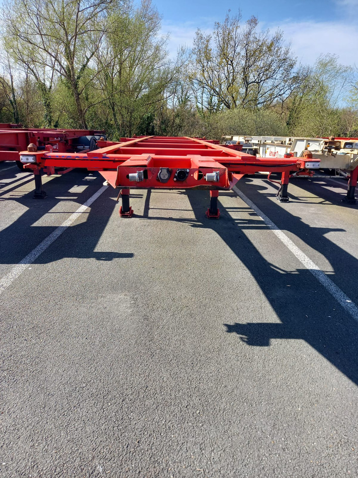 FRUEHAUF - Container transporter/ Swap body semi-trailer: picture 3 FRUEHAUF - Container transporter/ Swap body semi-trailer: picture 3