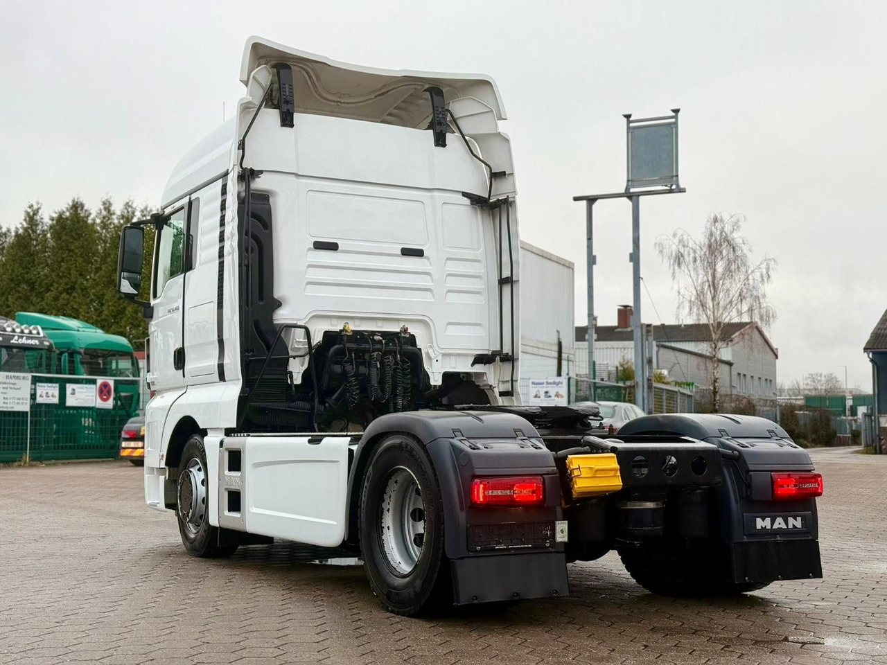 MAN TGX 18 460 Retarter+Standklima - Tractor unit: picture 4 MAN TGX 18 460 Retarter+Standklima - Tractor unit: picture 4