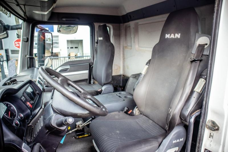 Concrete mixer truck MAN TGS 32.360 BB+E6+MIXER 9M³: picture 7