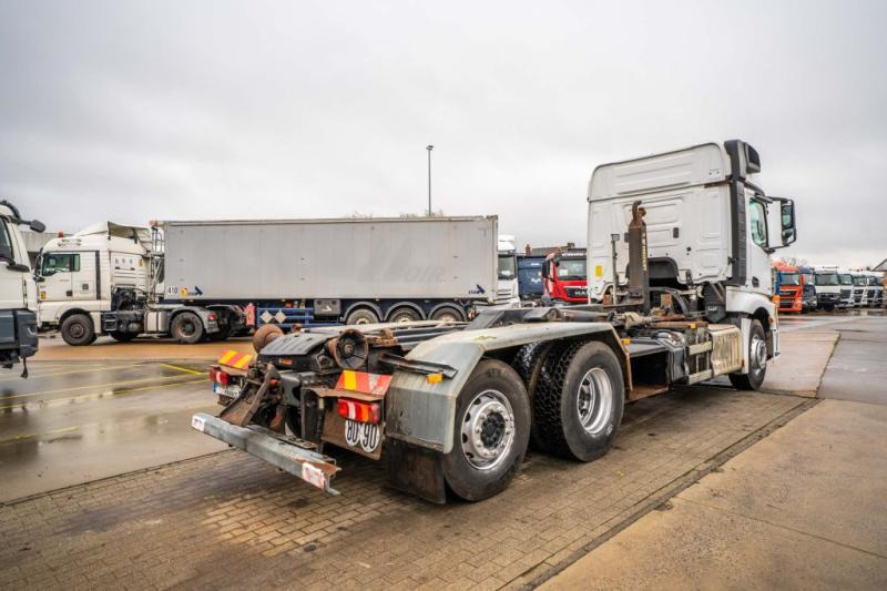 Hook lift truck Mercedes ACTROS 2540 +MULTILIFT XP 20-56: picture 10 Hook lift truck Mercedes ACTROS 2540 +MULTILIFT XP 20-56: picture 10