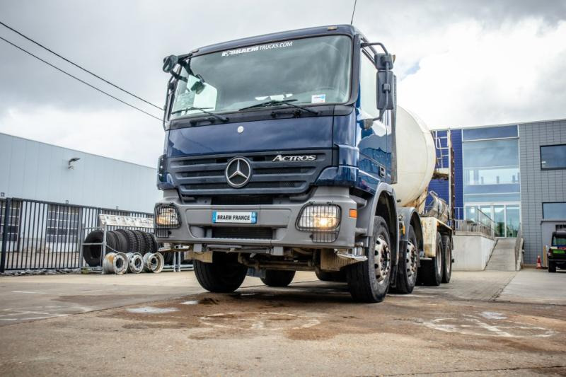Mercedes ACTROS 3241 BB-MP2+E5+STETTER - Concrete mixer truck: picture 5 Mercedes ACTROS 3241 BB-MP2+E5+STETTER - Concrete mixer truck: picture 5