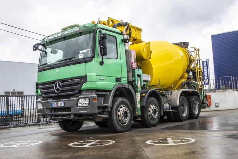 Mercedes ACTROS 3241+PUTZMEISTER 24M - Concrete pump truck: picture 1 Mercedes ACTROS 3241+PUTZMEISTER 24M - Concrete pump truck: picture 1