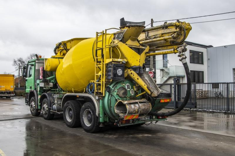 Mercedes ACTROS 3241+PUTZMEISTER 24M - Concrete pump truck: picture 5 Mercedes ACTROS 3241+PUTZMEISTER 24M - Concrete pump truck: picture 5