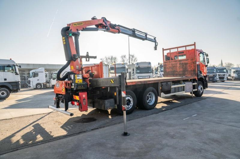 Renault C 380 DXI-6X2-PALFINGER 18002C/3 - Dropside/ Flatbed truck, Crane truck: picture 4 Renault C 380 DXI-6X2-PALFINGER 18002C/3 - Dropside/ Flatbed truck, Crane truck: picture 4
