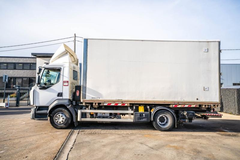 Box truck Renault D14 250 // HAYON DHOLLANDIA: picture 9 Box truck Renault D14 250 // HAYON DHOLLANDIA: picture 9