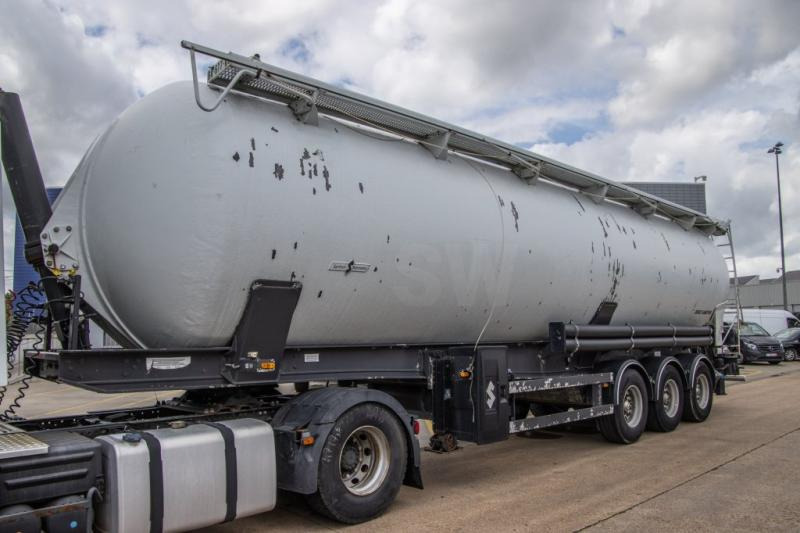 SPITZER SILO EUROVRAC-SK 2460 60M³/5xCOMP - Semi-trailer: picture 1 SPITZER SILO EUROVRAC-SK 2460 60M³/5xCOMP - Semi-trailer: picture 1