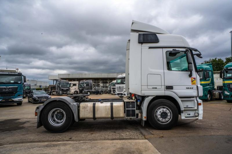 Mercedes ACTROS 1844 LS-MP3+VOITH - Tractor unit: picture 3 Mercedes ACTROS 1844 LS-MP3+VOITH - Tractor unit: picture 3