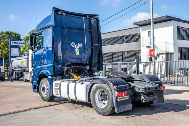 Mercedes ACTROS 1848 LS - Tractor unit: picture 4 Mercedes ACTROS 1848 LS - Tractor unit: picture 4