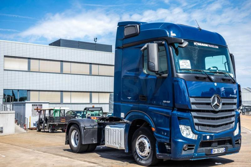 Mercedes ACTROS 1848 LS - Tractor unit: picture 2 Mercedes ACTROS 1848 LS - Tractor unit: picture 2