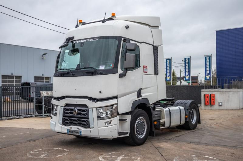 Renault T520+INTARDER+BIG AXLE+ 70Ton - Tractor unit: picture 1 Renault T520+INTARDER+BIG AXLE+ 70Ton - Tractor unit: picture 1