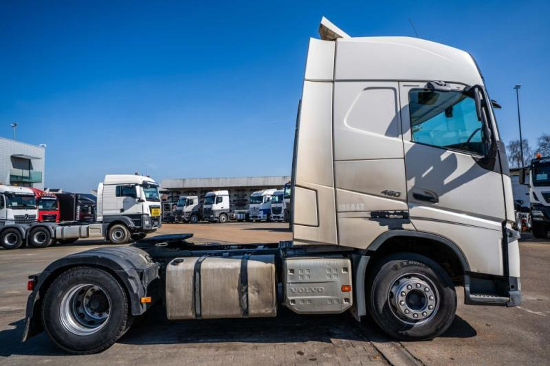 Volvo FH 4 460 - Tractor unit: picture 3 Volvo FH 4 460 - Tractor unit: picture 3