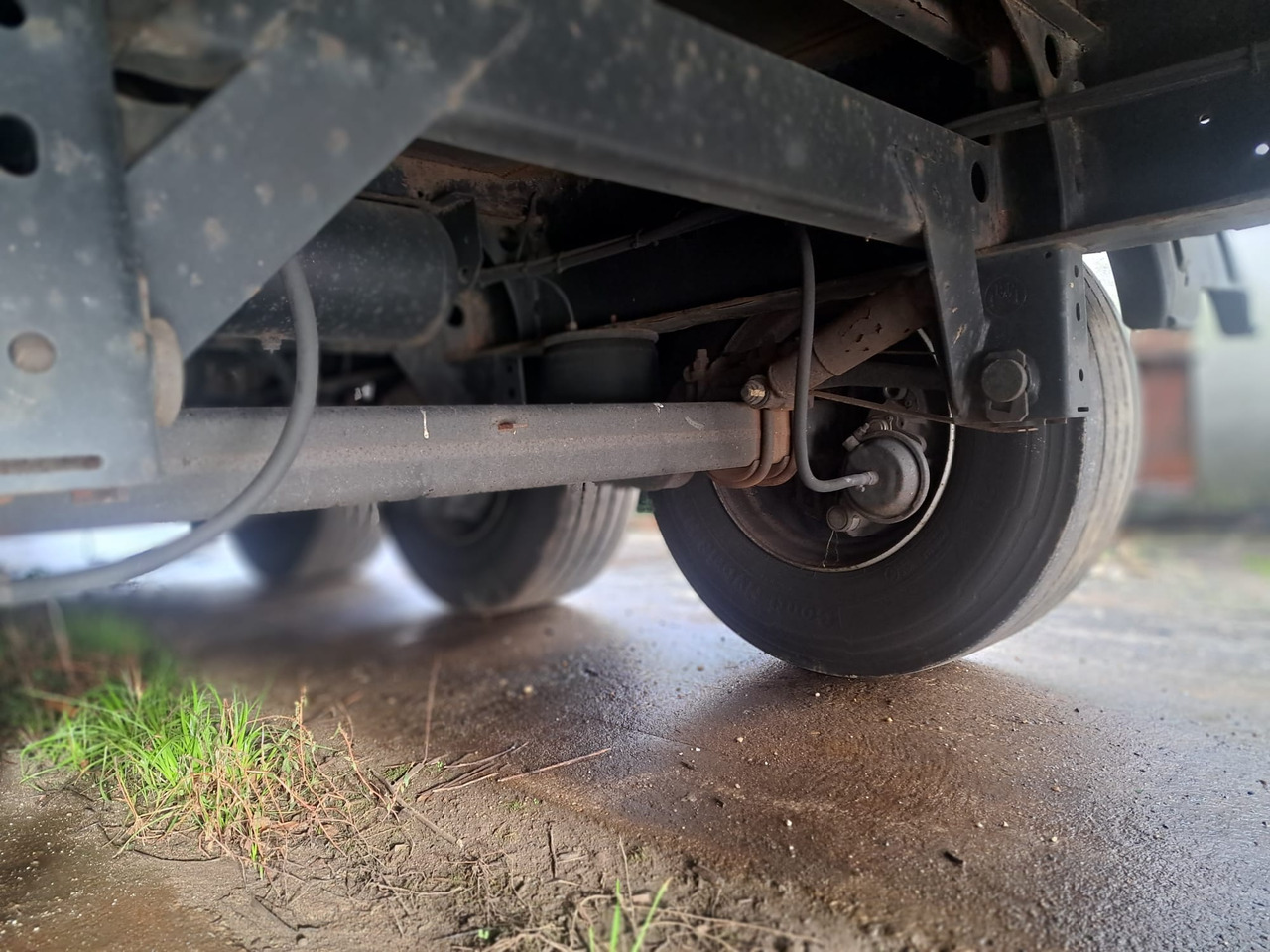 KRONE - Closed box semi-trailer: picture 5 KRONE - Closed box semi-trailer: picture 5