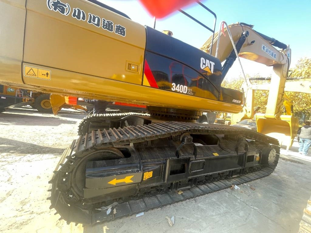 CAT 340D2L - Crawler excavator: picture 2 CAT 340D2L - Crawler excavator: picture 2