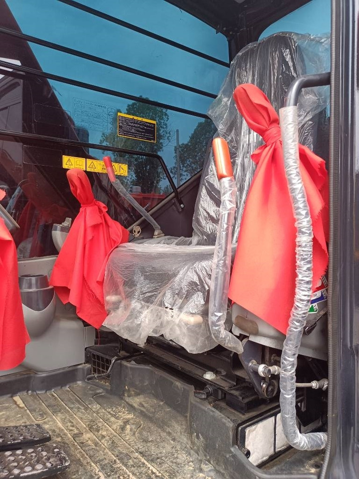 Mini excavator Hitachi ZX 70: picture 7 Mini excavator Hitachi ZX 70: picture 7