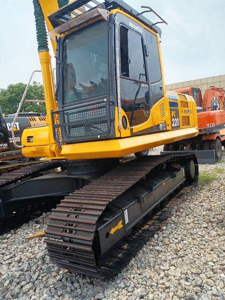 Komatsu PC 220-8 - Crawler excavator: picture 4 Komatsu PC 220-8 - Crawler excavator: picture 4