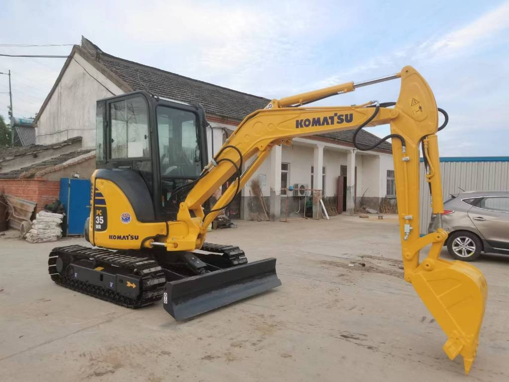 Komatsu PC 35  - Mini excavator: picture 1 Komatsu PC 35  - Mini excavator: picture 1