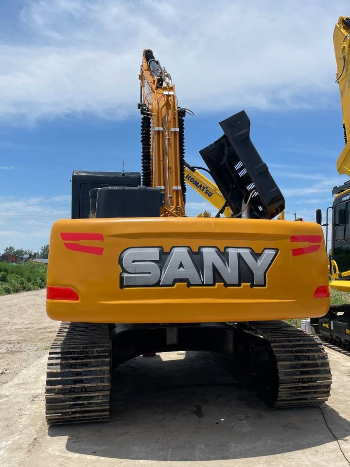 Sany 215c - Crawler excavator: picture 2 Sany 215c - Crawler excavator: picture 2