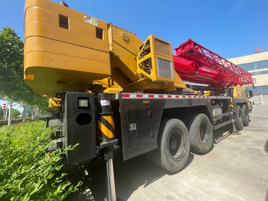Sany STC800T6 - All terrain crane: picture 4 Sany STC800T6 - All terrain crane: picture 4