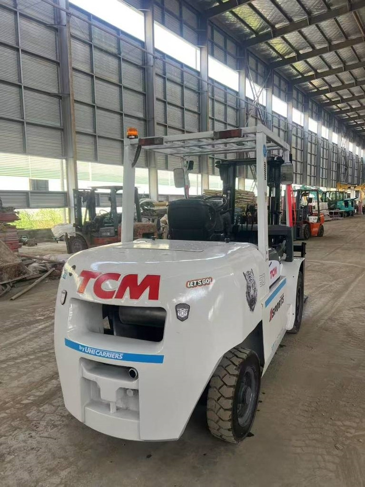 TCM FD 50  - Diesel forklift: picture 3 TCM FD 50  - Diesel forklift: picture 3