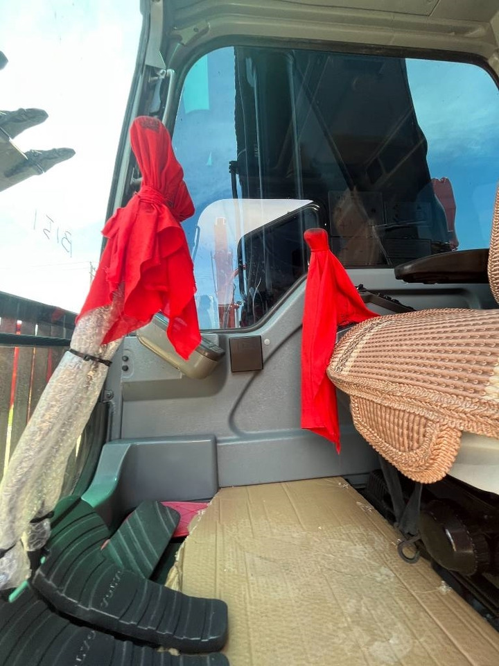 Volvo EC 290 - Crawler excavator: picture 3 Volvo EC 290 - Crawler excavator: picture 3