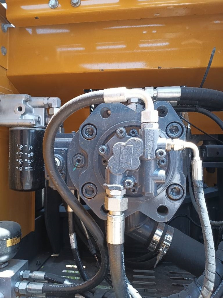 XCMG XE 215 DA  - Crawler excavator: picture 5 XCMG XE 215 DA  - Crawler excavator: picture 5