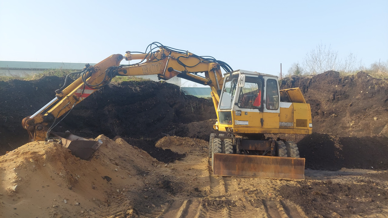 Liebherr 900A - Wheel excavator: picture 1 Liebherr 900A - Wheel excavator: picture 1