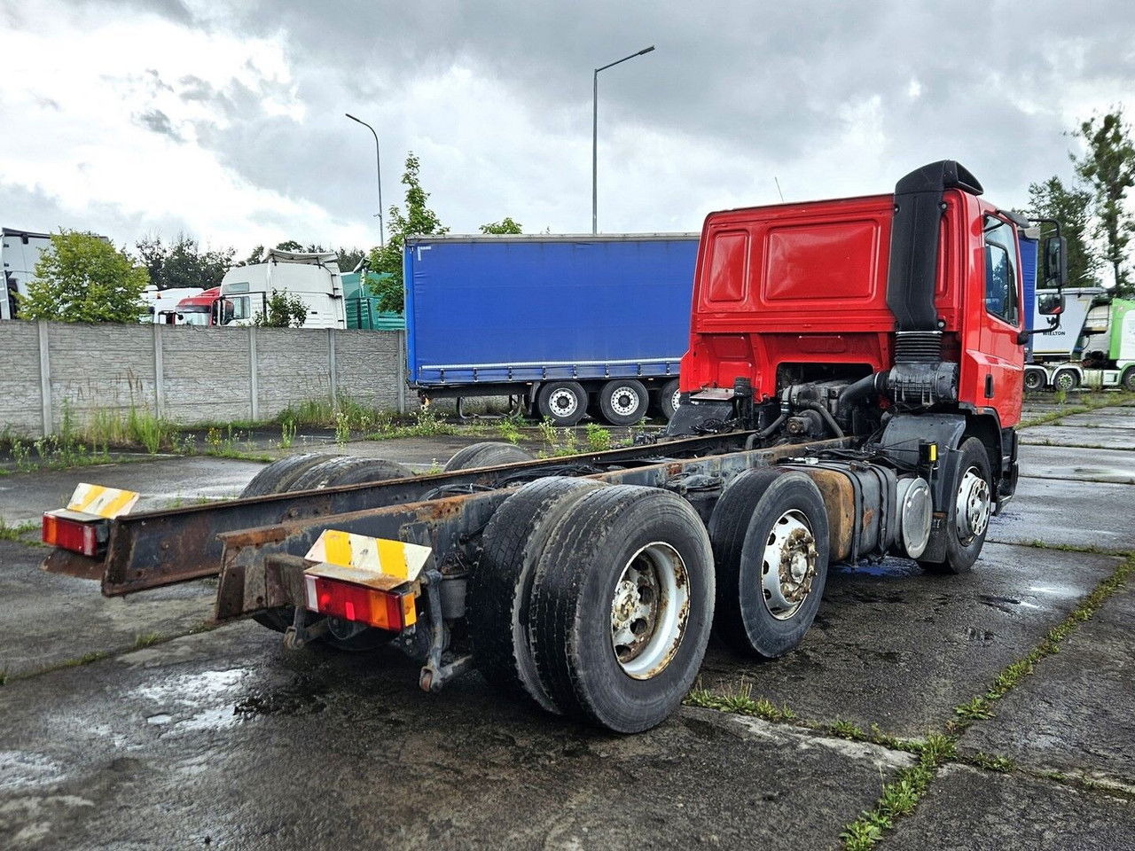 DAF CF 75.250 6x2 on lease DAF CF 75.250 6x2: picture 6 DAF CF 75.250 6x2 on lease DAF CF 75.250 6x2: picture 6