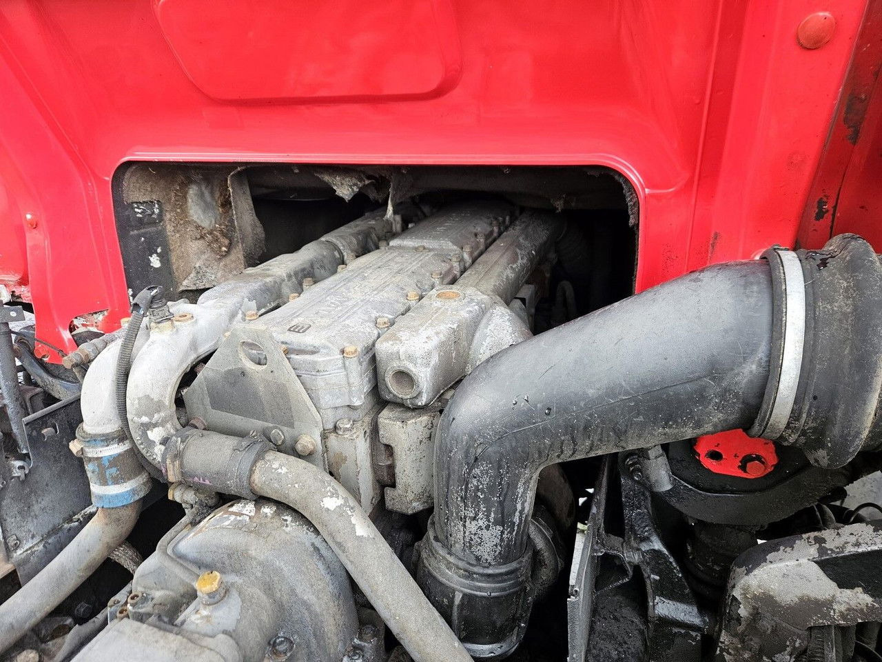 DAF CF 75.250 6x2 on lease DAF CF 75.250 6x2: picture 11 DAF CF 75.250 6x2 on lease DAF CF 75.250 6x2: picture 11