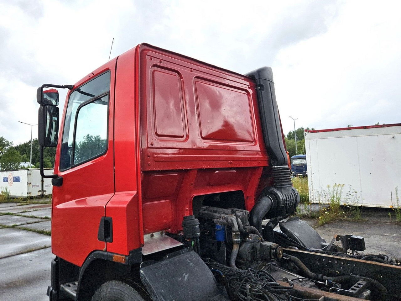 DAF CF 75.250 6x2 on lease DAF CF 75.250 6x2: picture 16 DAF CF 75.250 6x2 on lease DAF CF 75.250 6x2: picture 16
